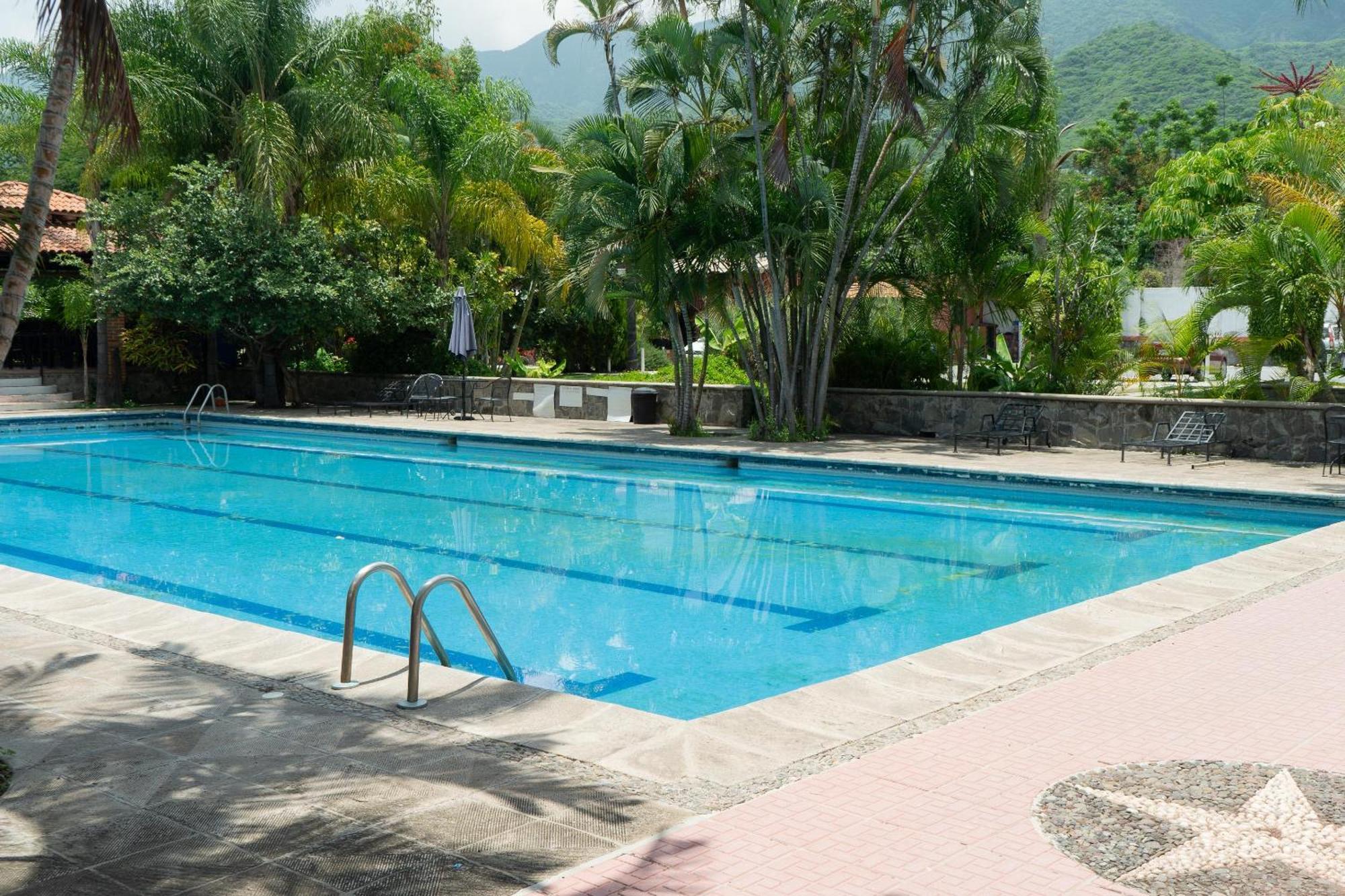 Capital O La Joya Del Lago Ajijic Esterno foto